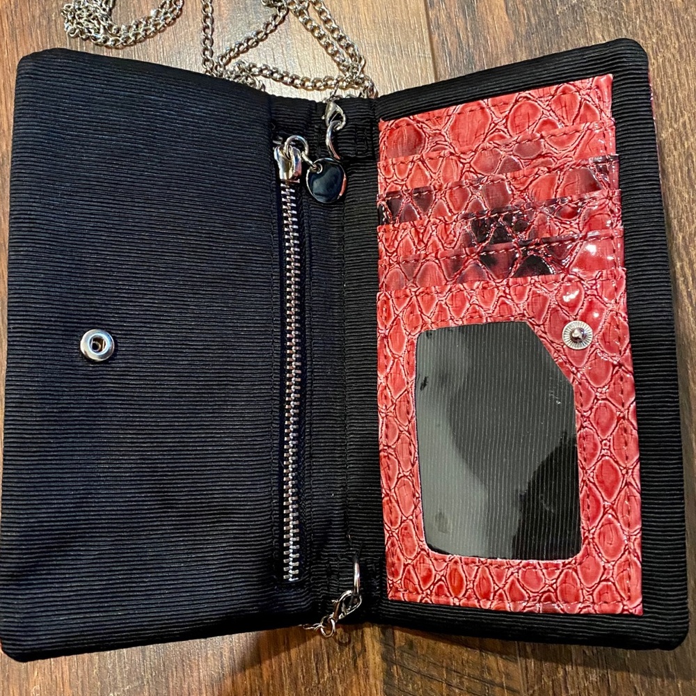 WHITE HOUSE BLACK MARKET Crossbody Wallet/Purse - Picture 4 of 6